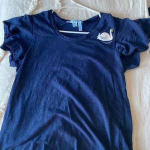 EUC Draper James blue swan flutter sleeve tshirt